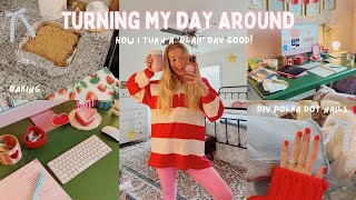 Let's romanticize a gloomy day: baking, girly activities, cozy movie night
