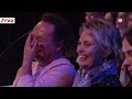 Juraj Šoko Tabaček rozosmieje celé štúdio – stand-up u Petra Marcina | Neskoro večer 😄