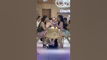 2 công chúa nhà MC Quyền Linh hiếm lắm mới thấy ra đường mà không có bố mẹ đi cùng