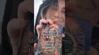 Mieszu, mieszu, tasu, tasu… i patrz 👀 #tarot #wrozka #tarotreading