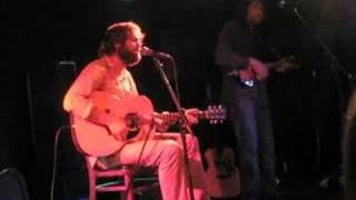 Watch Neil Halstead A Gentle Heart video