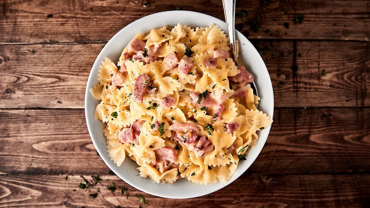 One Pot Ham & Penne Skillet Recipe + VIDEO - Julie's Eats & Treats ®