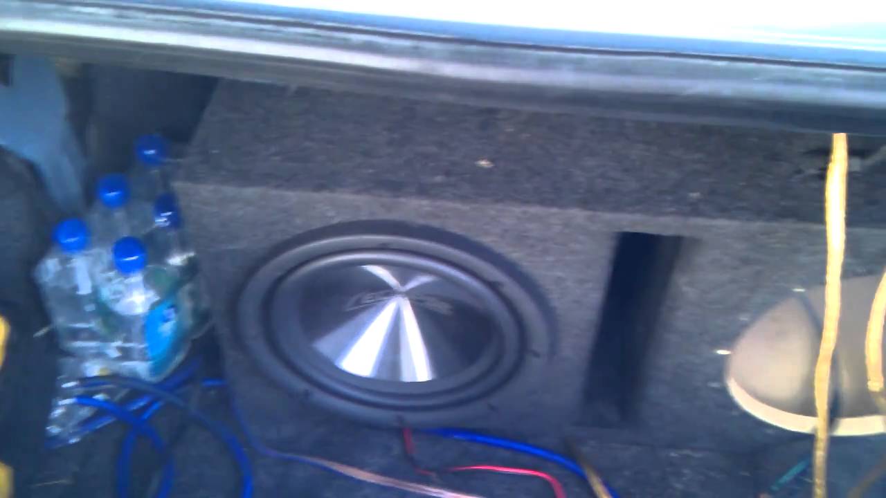 what happens when your amp kicks the subs ass lol YouTube