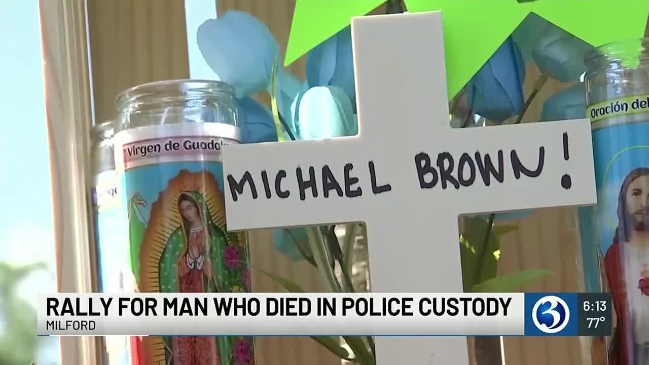 Activists gather in honor of man who died in police custody - YouTube