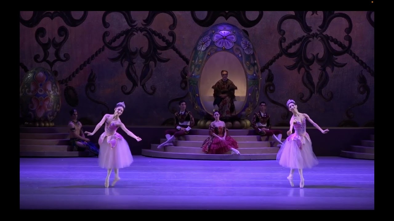 NUTCRACKER ACT 2 WALTZ OF THE FLOWERS MAINA GIELGUD PRODUCTION BALLET DE SANTIAGO AD CESAR MORALES