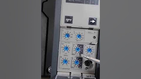 Cài đặt Role bảo vệ của máy cắt Schneider