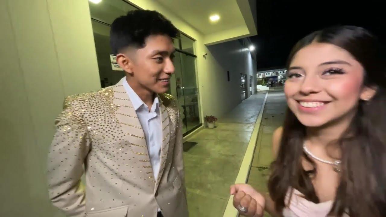 JUNIOR LLEVA A ZULLY A SU CONCIERTO EN VIVO, AMOR?