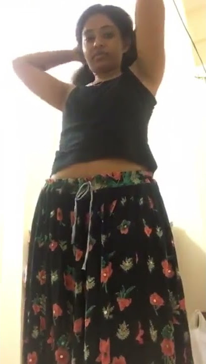 Desi girl remove dress