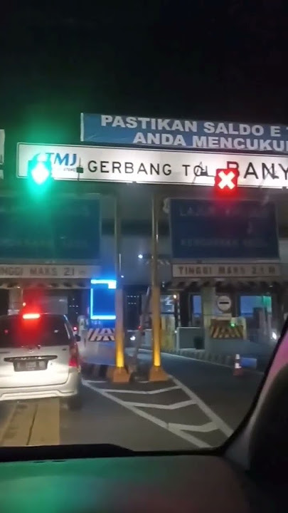 nyetir mobil malam hari