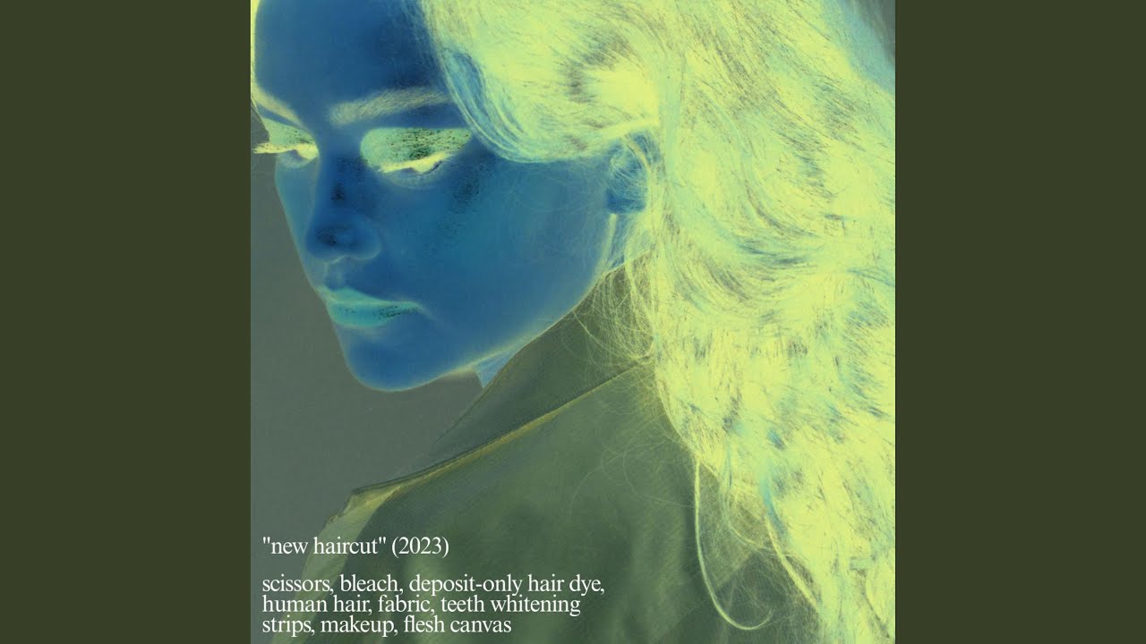 在 YouTube 上觀看「New Haircut」 在 YouTube 上觀看「New Haircut」