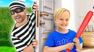 Download Lagu Chris Evde Tek Başına Kalıyor ve çocuklar için diğer faydalı hikayeler MP3 Download Lagu Chris Evde Tek Başına Kalıyor ve çocuklar için diğer faydalı hikayeler MP3