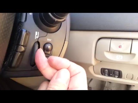 How to enter a radio code on a Renault Megane or Scenic II