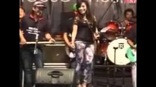 OMSERA   PRAWAN KALIMANTAN   YUNI AYUNDA FEAT WIWIN SERA 'dangdut koplo 2014'