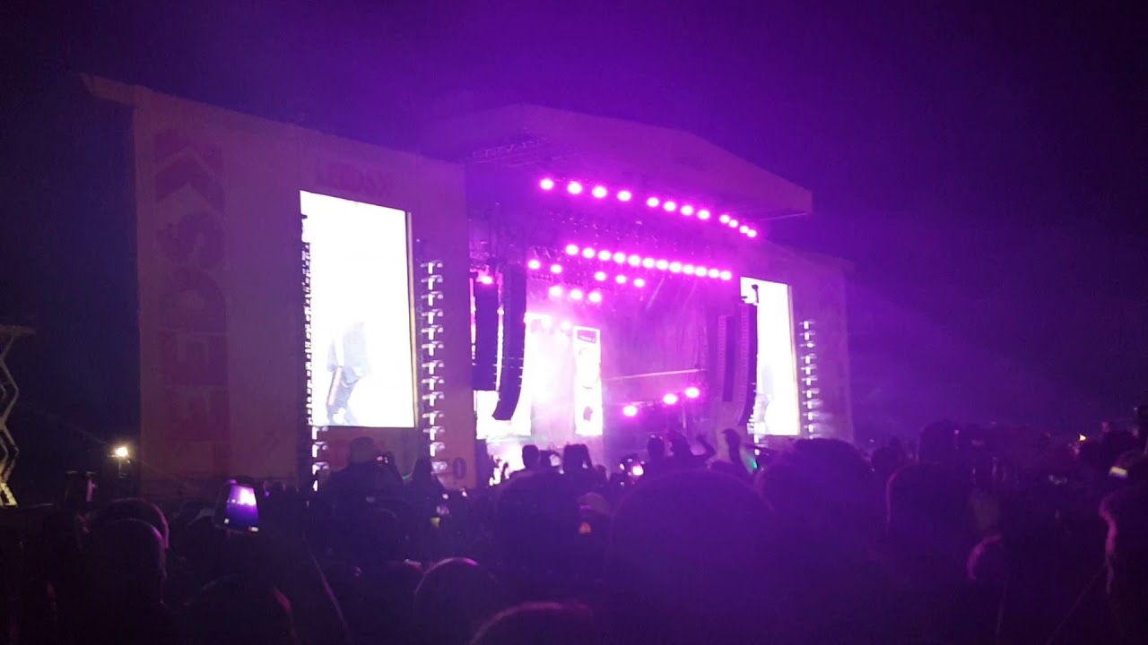 EMINEM - Slim Shady Medley: Leeds festival 2017
