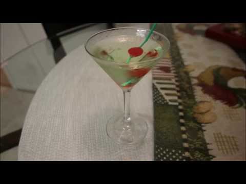 Best Appletini Martini Cocktail Recipe