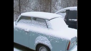 Trabant 601 very cold start winter smoking