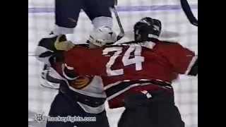 Turner Stevenson vs Chris Tamer Oct 23, 2002