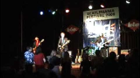 Big Bit - Please Mr Postman (The Beatles Show)