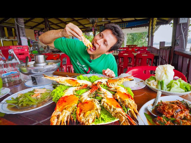 Thailand Seafood - GIANT RIVER PRAWNS!! 🦐 Best Thai Food in Ayutthaya! class=