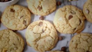 KETO COOKING -S DOUBLE CHOCOLATE COOKIES RECIPE - SOFT CHOCOLATE CHIP COOKIES screenshot 4