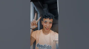 ي صباح الفل على الجمال انا طالب القرب من الغزال 