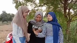 De e ambek wong liyo