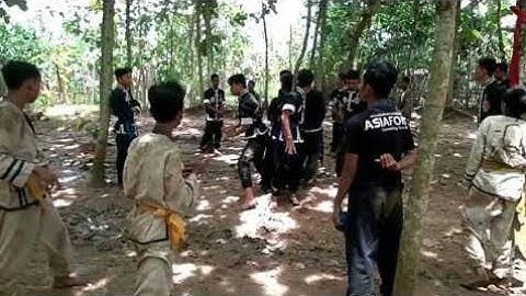 SERU SAMBUNG JATAHAN SISWA PALING BAR BAR VS WARGA IKSPI MADURA