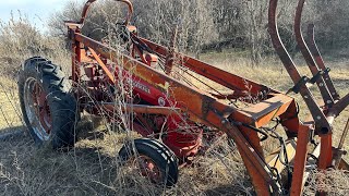 Can I rescue this busted Farmall Super M? Abandoned after busted front axle.