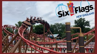 A rainy day at six flags New England