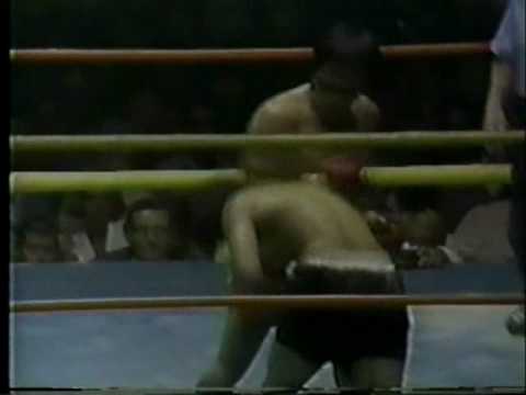 Ruben Olivares TKO9 Bobby Chacon Part 4/4