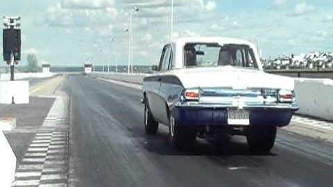 1962 Pontiac Tempest 10.75 @ 125