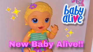 BABY ALIVE SNACKIN LILY UNBOXING + NAME REVEAL!