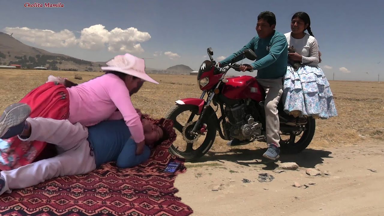 este hombre por ser in1el le paso esto -cholita mamila