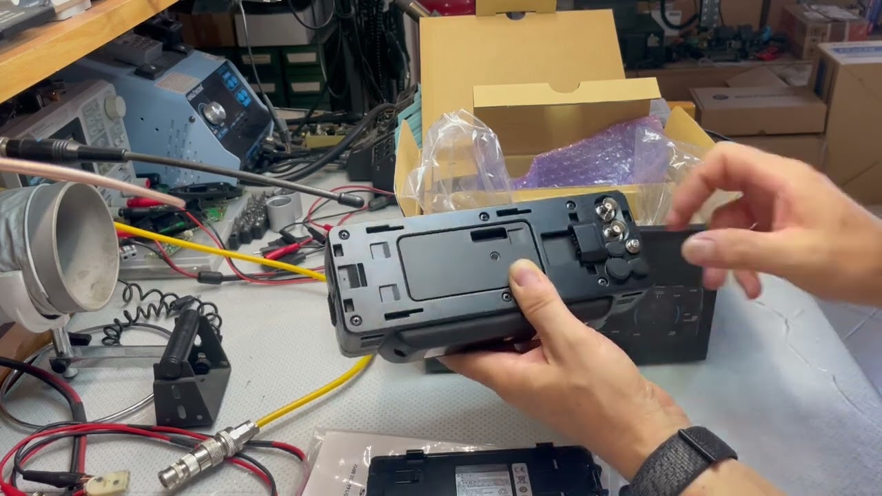 Yaesu FTX-1 Field unboxing