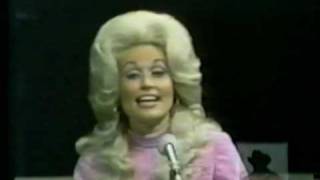 Watch Dolly Parton Traveling Man video