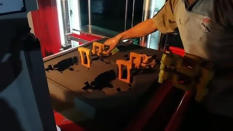 Bottom part slide-out flaskless foundry green sand molding machine is easy for core setting