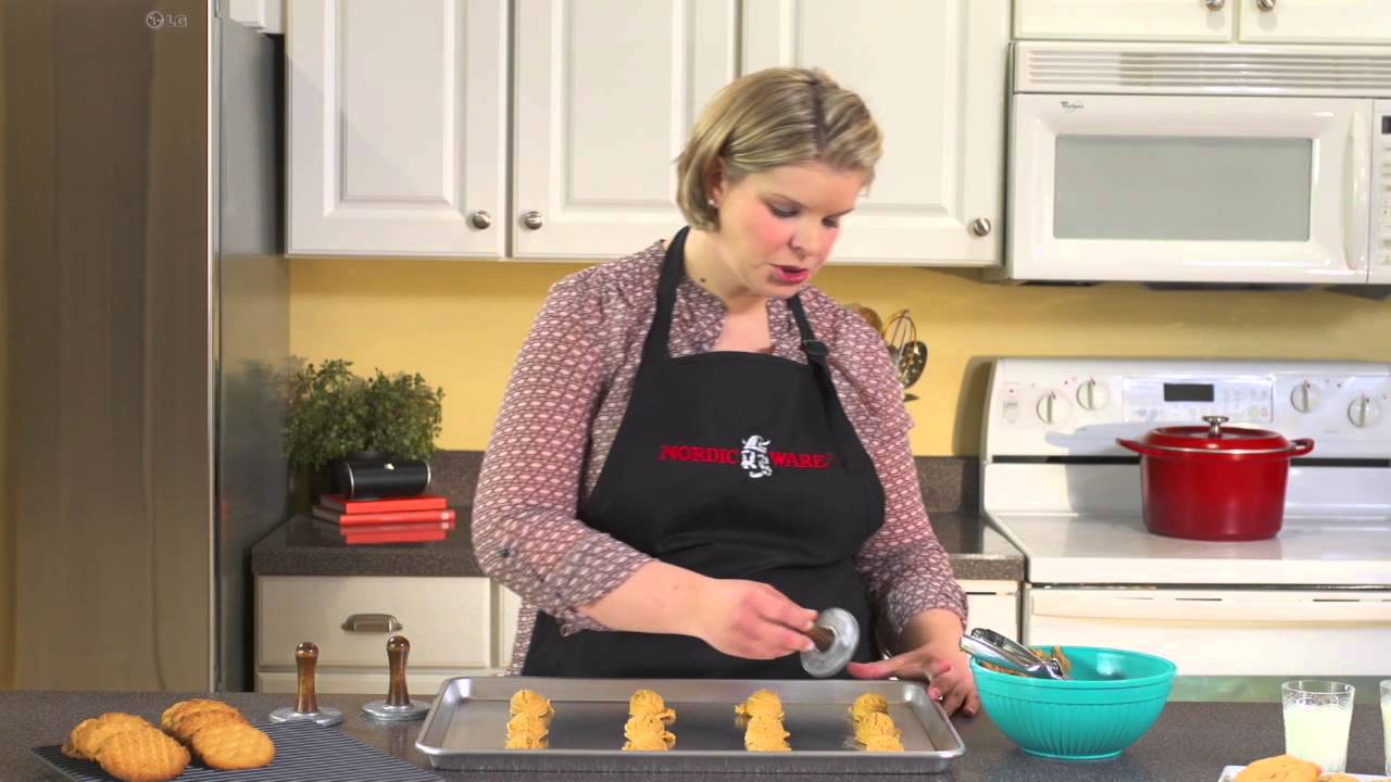 Honey Bees Cookie Stamps - Nordic Ware