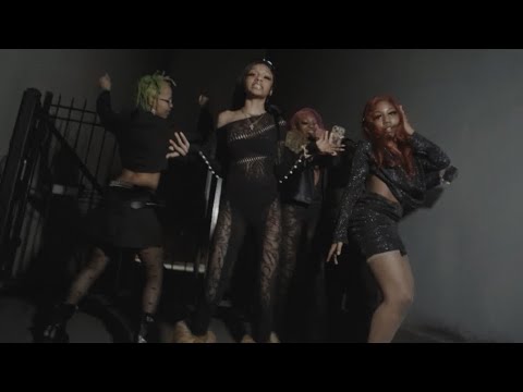 BuggoutDaG - Crank Dat Remix | Prod By @SouljaBoy | Directed By @Chrjsmv.