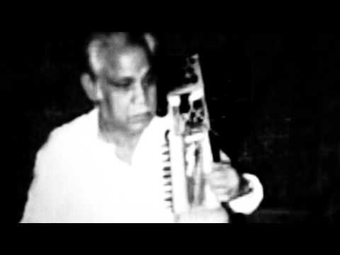 Pt.Baccha lal mishra-raag jogkauns on sarangi