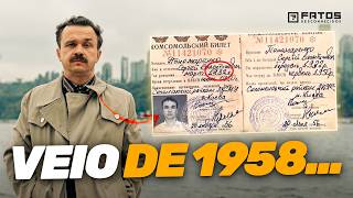 He claims to have come from 1958 and showed a PHOTO from 2050