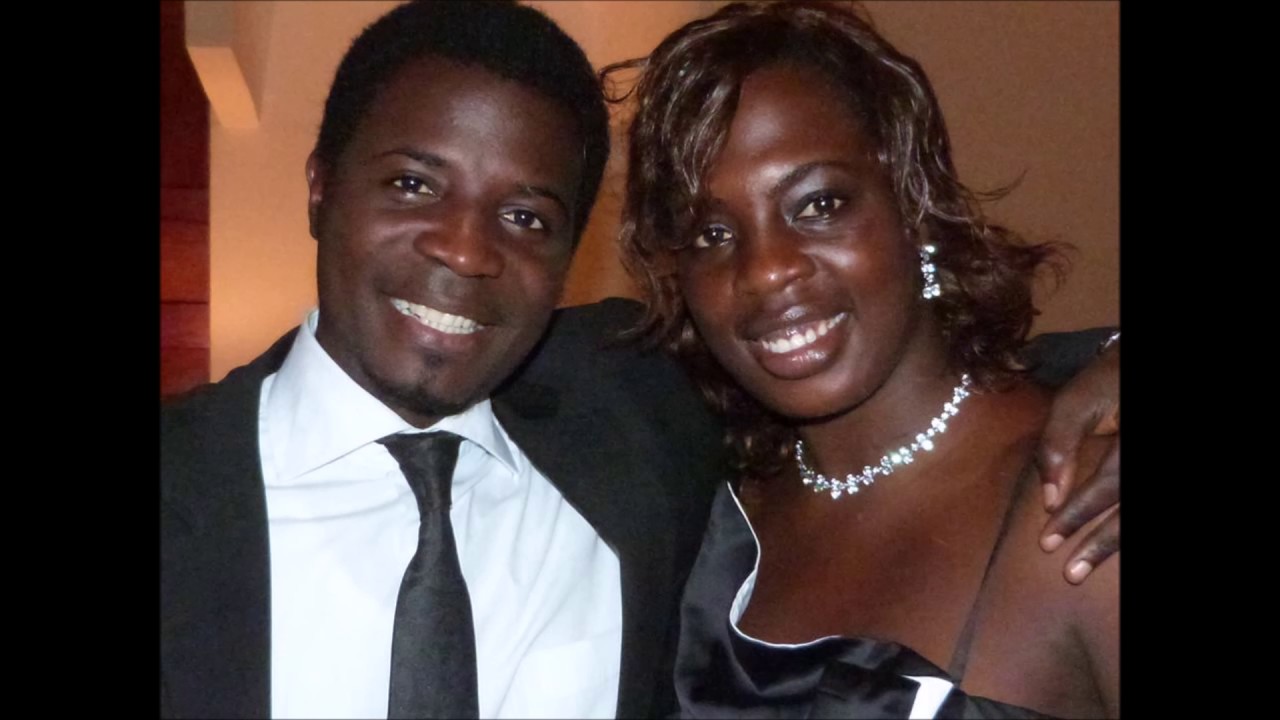 MOLD ME YOUR WAY - Luke & Mel