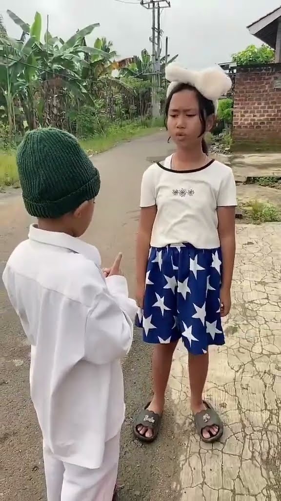 vidio kocak dan gokil @nyaikembang1nyaikembang1 /dokter palsu vs dokter asli??