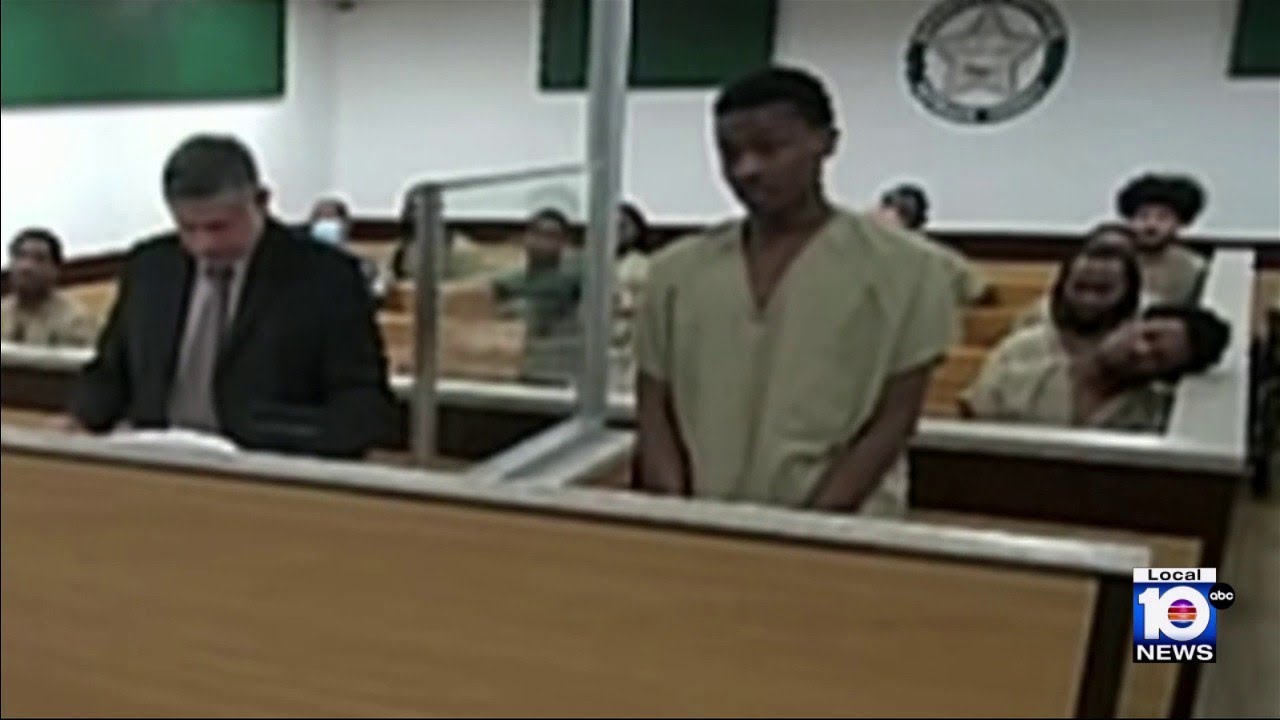 Man accused of deadly DUI crash appears in court - YouTube