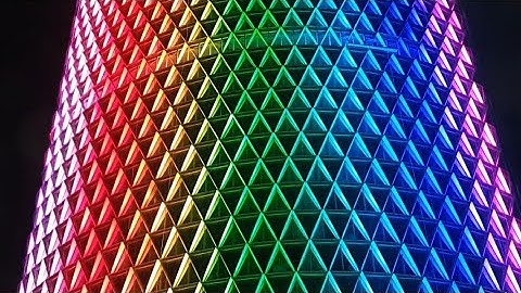 IFC One Saigon khoác lên mình chiếc áo Vảy Rồng🐉đầy màu sắc rực rỡ, thay đổi màu liên tục _30/8/2022