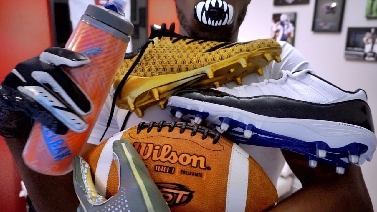 What's in My Football Bag YouTube