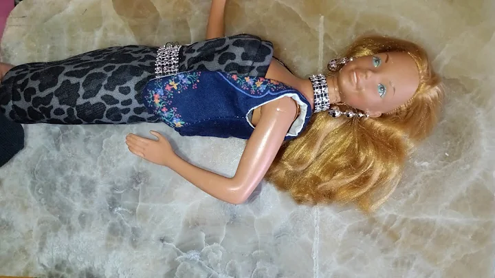 Barbie 17 inch vest handmade on live streaming today