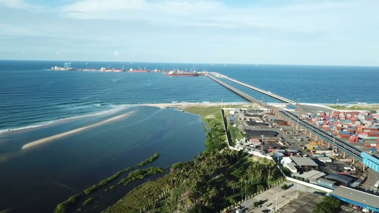 Imagens Aéreas Exclusivas do Complexo Portuário do Pecém, Ceará, Brasil