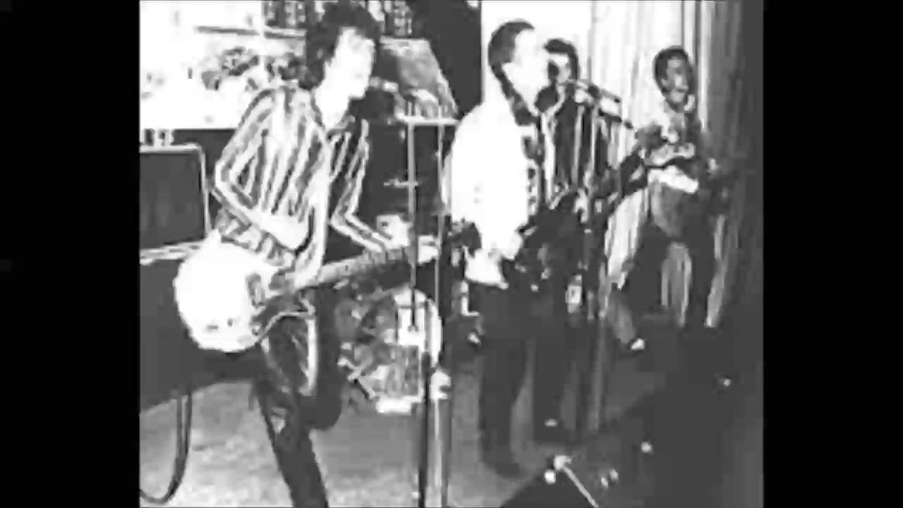 洋楽 The Clash / 16 Tracks Clash (Live 1979) The Clash / 16 Tracks Clash (Live 1979)