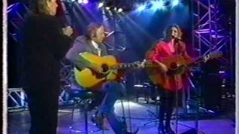 JUDY COLLINS, STEPHEN STILLS & GRAHAM NASH - "Someday Soon"