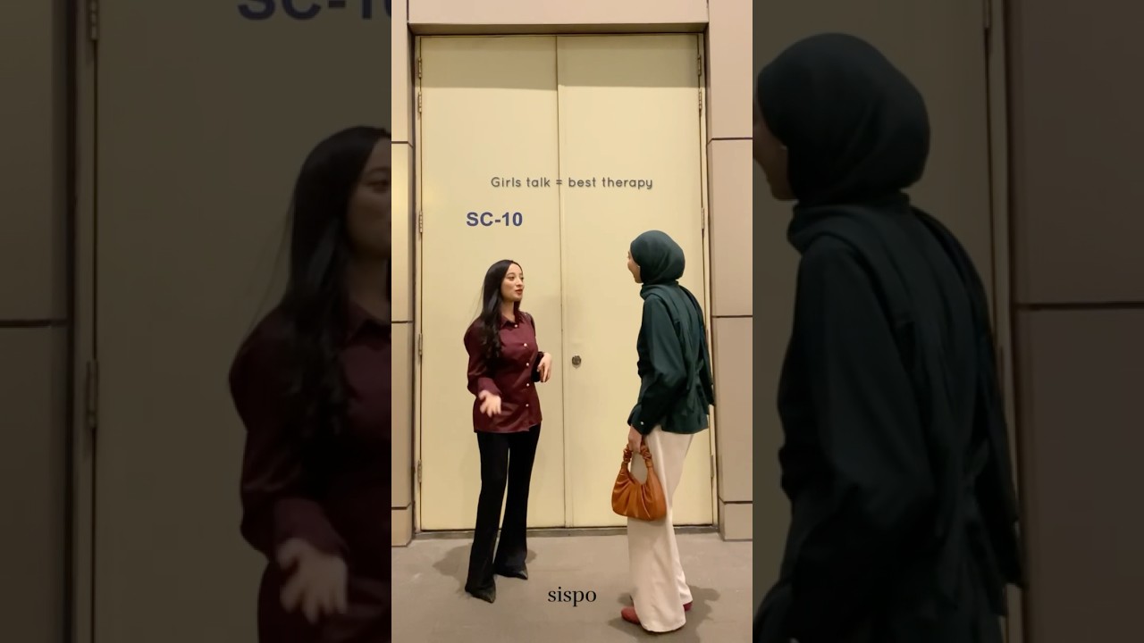 Girl Talk Time | Wearing same outfit from 